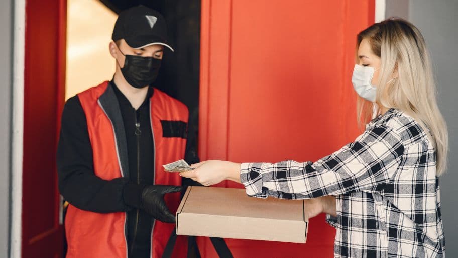 Наложен платеж – какво означава и кога е добра опция